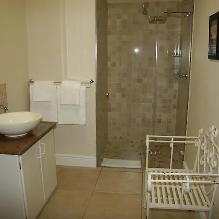 Cape Robin Cottage Franschhoek Room photo